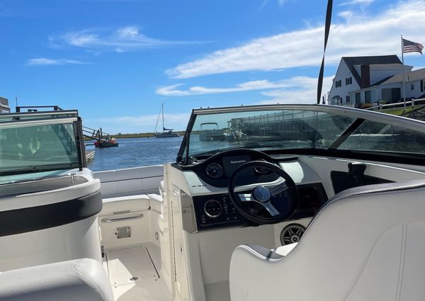 Sea-ray 240-SUNDECK-OUTBOARD image