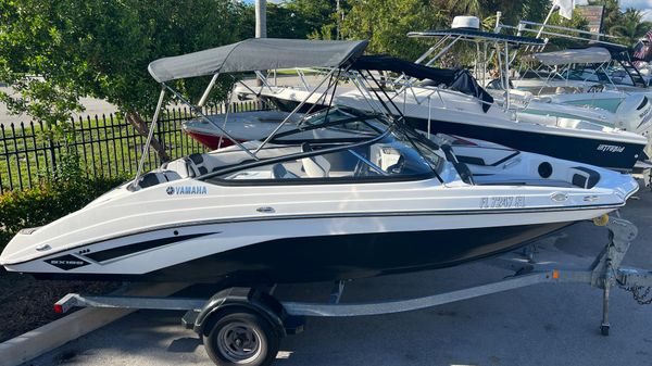 Yamaha Boats SX195
