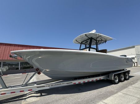 Sea Hunt Gamefish 30 Forward Seating image