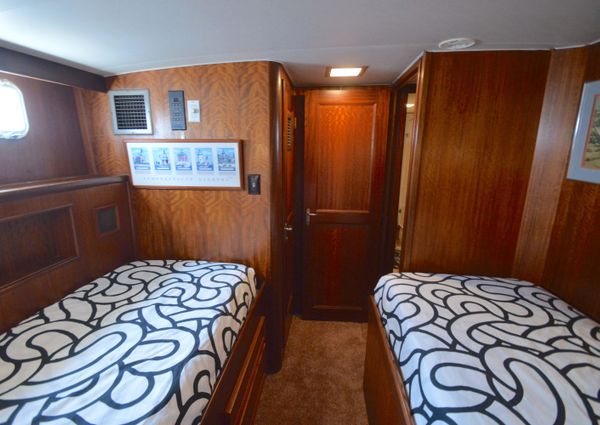 Hatteras 53 Motoryacht image