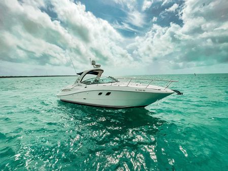 Sea Ray 330 Sundancer image