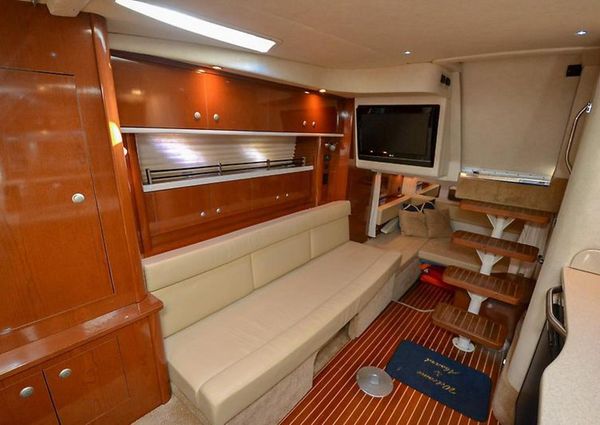 Sea Ray 330 Sundancer image