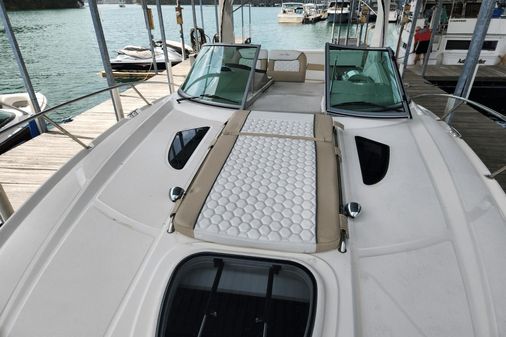 Sea Ray 330 Sundancer image