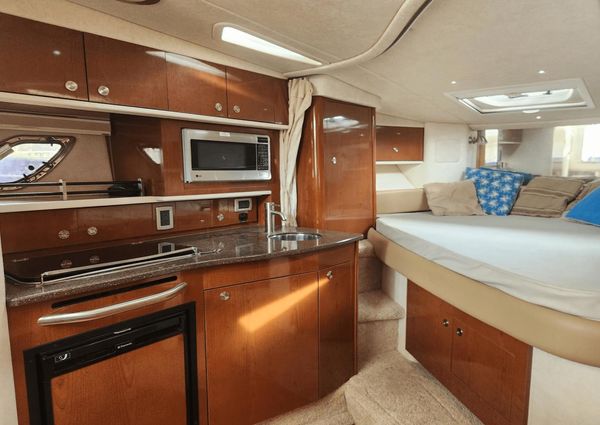 Sea Ray 330 Sundancer image