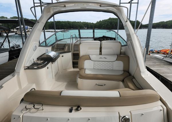 Sea Ray 330 Sundancer image