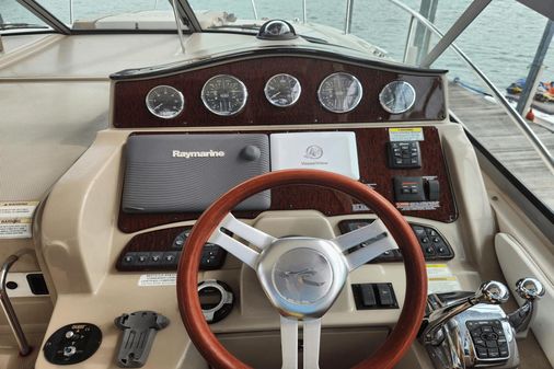 Sea Ray 330 Sundancer image