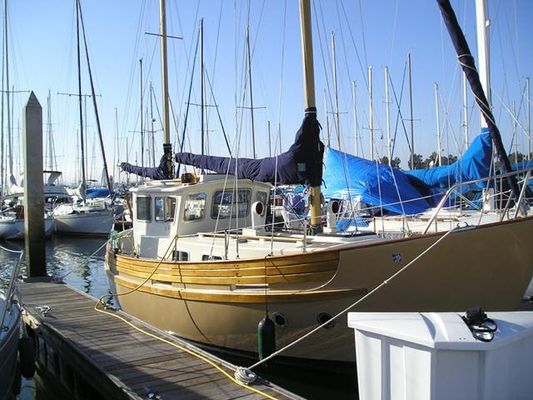 Fisher 30-MS-PILOTHOUSE-KETCH - main image