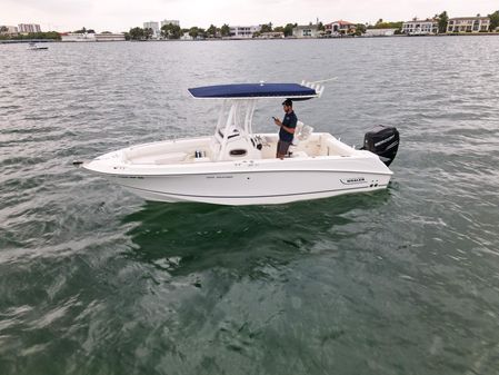 Boston Whaler 220 Outrage image