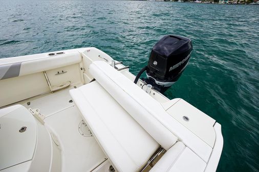 Boston Whaler 220 Outrage image