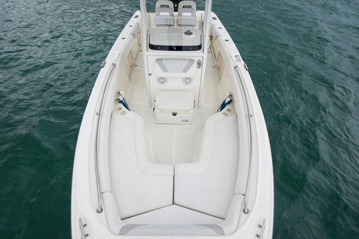 Boston Whaler 220 Outrage image