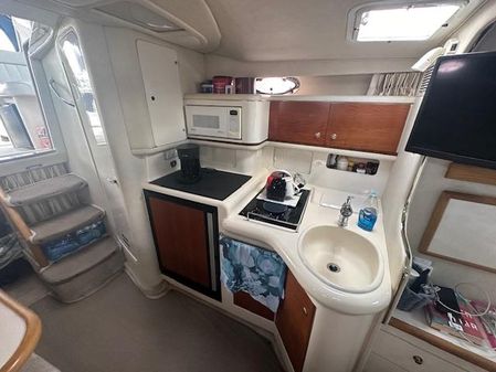 Sea Ray 330 Sundancer image