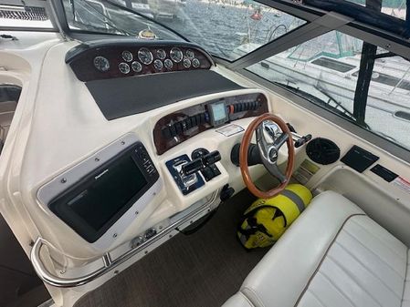 Sea Ray 330 Sundancer image