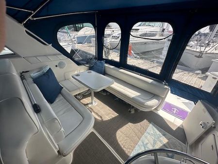 Sea Ray 330 Sundancer image