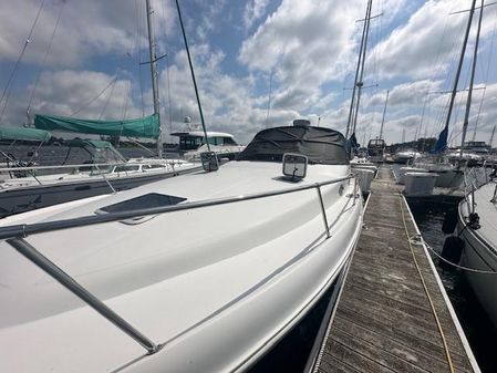 Sea Ray 330 Sundancer image