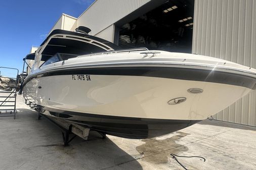 Sea Ray 290 SDX OUTBOARD image