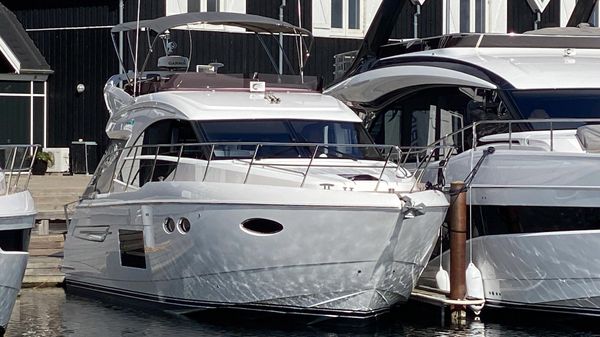 Princess 49