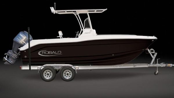 Robalo R200 Center Console
