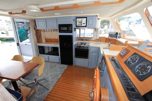 Mainship 350-TRAWLER image