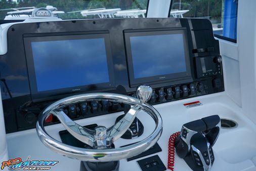 Sea-hunt ULTRA-275 image