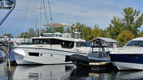 Cranchi T 43 ECO TRAWLER image