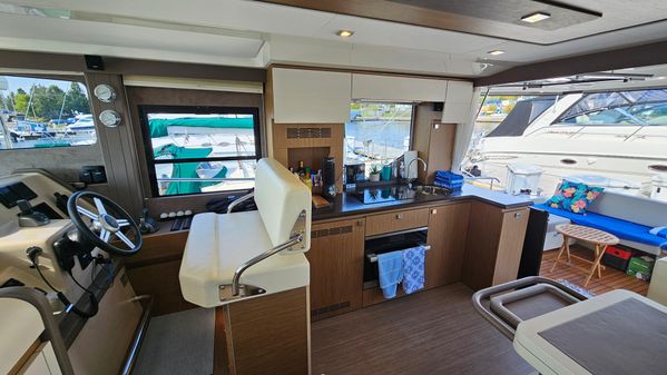 Cranchi T 43 ECO TRAWLER image