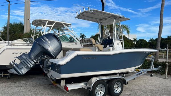 Tidewater 210 LXF