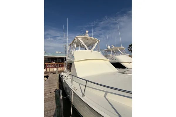 Bertram 42-CONVERTIBLE image