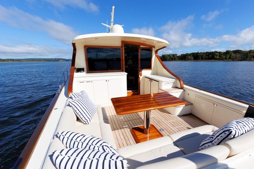 Palm Beach Motor Yachts PB50 image