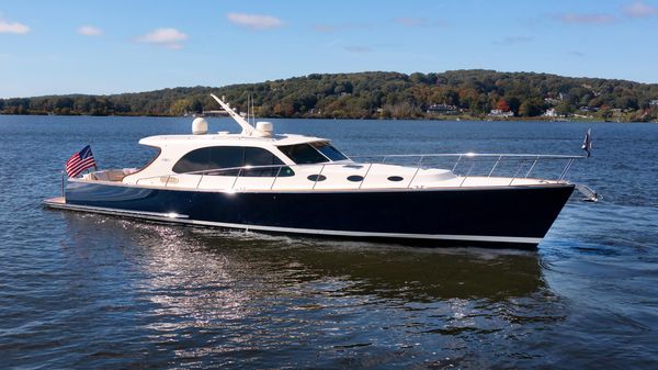 Palm Beach Motor Yachts PB50