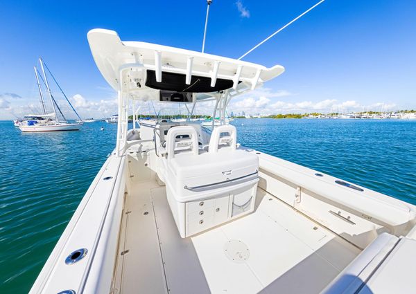 Boston-whaler 320-OUTRAGE image