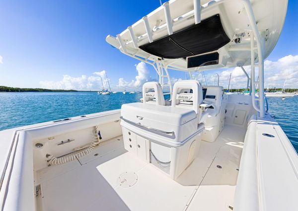 Boston-whaler 320-OUTRAGE image