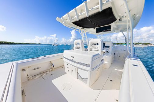 Boston-whaler 320-OUTRAGE image