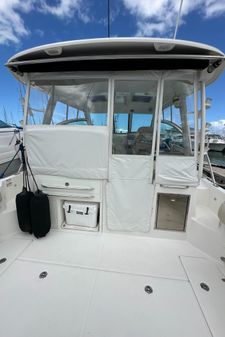 Boston Whaler 345 Conquest image