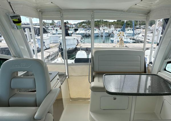 Boston Whaler 345 Conquest image