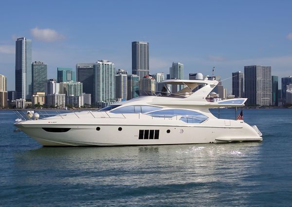 Azimut 70 image