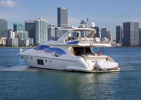 Azimut 70 image