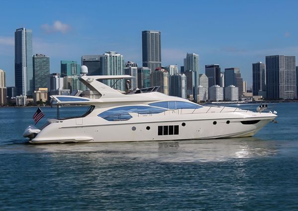 Azimut 70 image