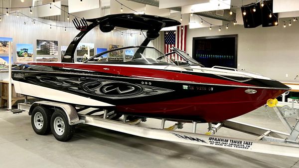 Malibu Wakesetter 247 LSV