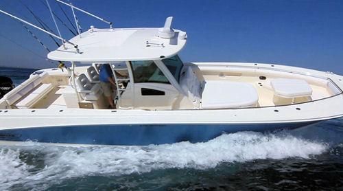 Boston Whaler 370 Outrage