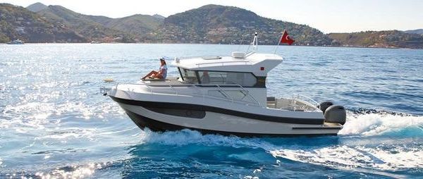 Rau Yachts Moana 770 Single Yamaha Outboard 