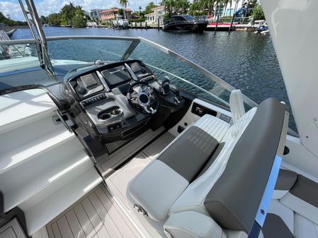 Monterey 335 Sport Yacht image