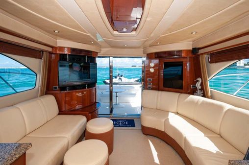 Sea Ray 52 Sedan Bridge image