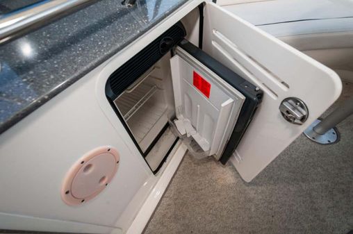 Sea Ray 52 Sedan Bridge image