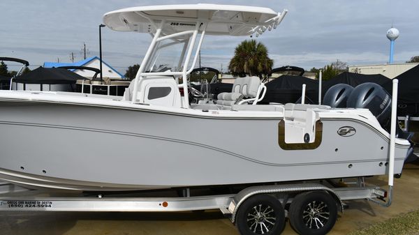 Sea Fox 268 Commander