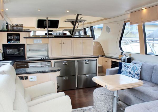 Carver 530-VOYAGER-PILOTHOUSE image