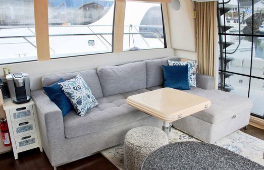 Carver 530-VOYAGER-PILOTHOUSE image