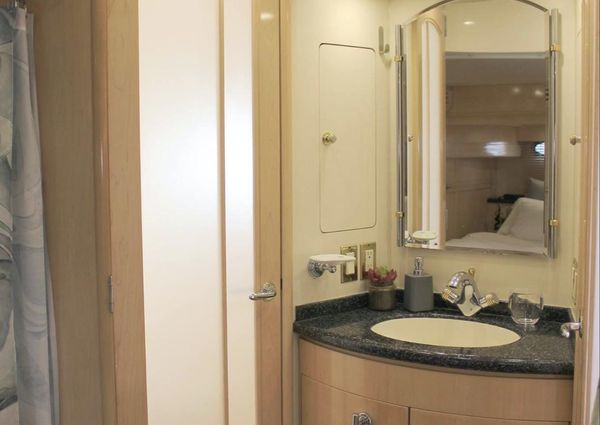 Carver 530-VOYAGER-PILOTHOUSE image