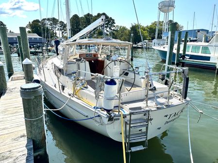 Bowman 48 Aft Cockpit image