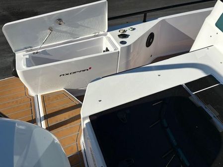 Axopar 28 AFT CABIN image