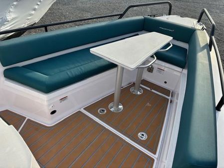 Axopar 28 AFT CABIN image